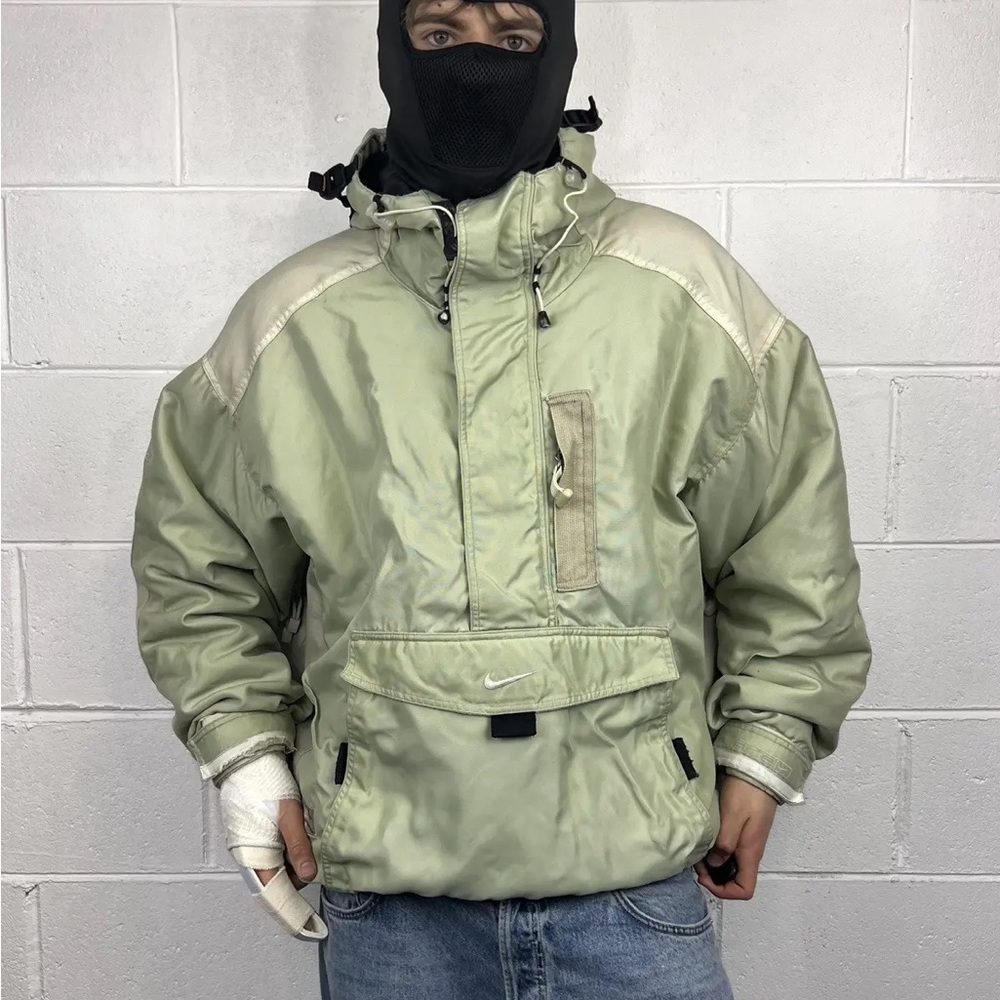 Nike Men's Light Anorak Green Performance Jacket